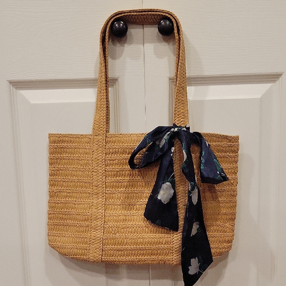 NWOT Draper James Straw Tote